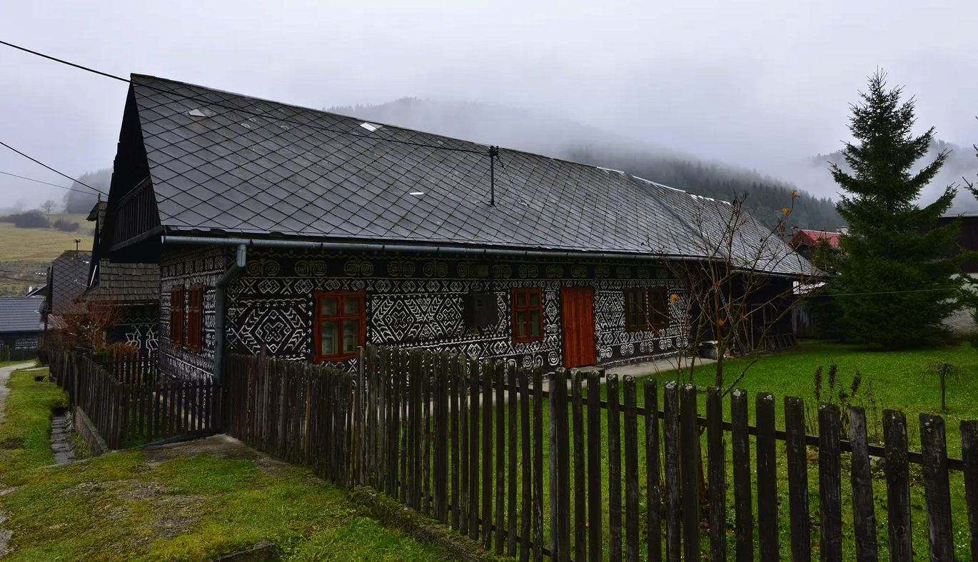 production-services-and-filming-in-slovakia-traditional-slovakian-wood-carved-houses